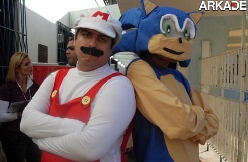 Os piores e mais bizarros cosplays de Sonic de todos os tempos