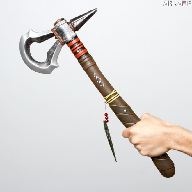 Geek Stuff Arkade: réplica do machado tomahawk de Assassin's Creed III