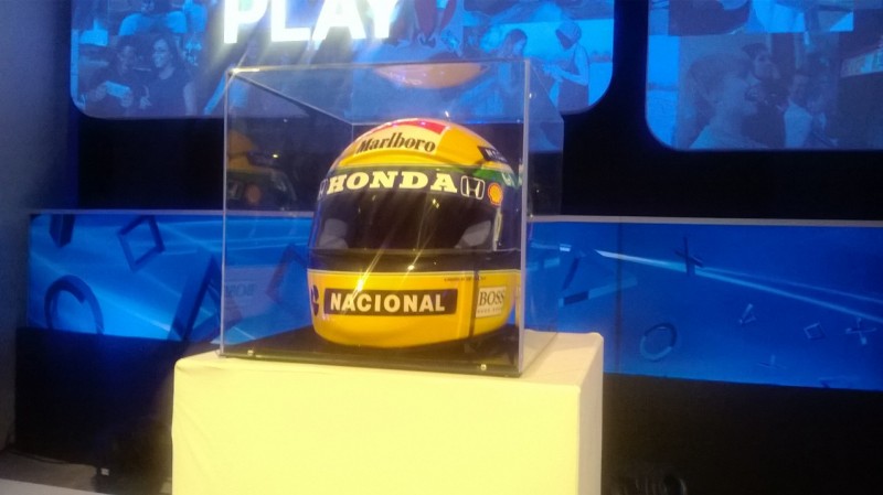 BGS 2013: Ayrton Senna vai voltar correr como piloto jogável em Gran Turismo 6