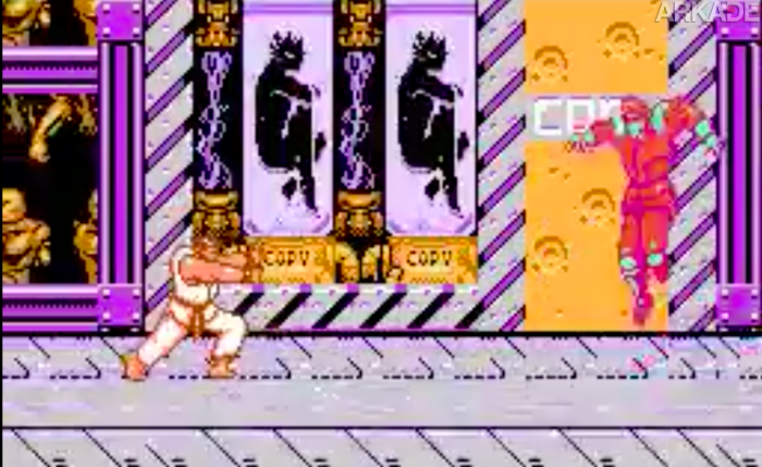 Vega (M. Bison) é mais do mal aqui, repare no laboratório repleto de experiências "malignas" que é o seu cenário.