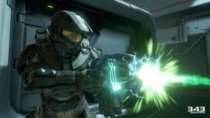 h5-guardians-blue-team-master-chief-hero-weapon-test
