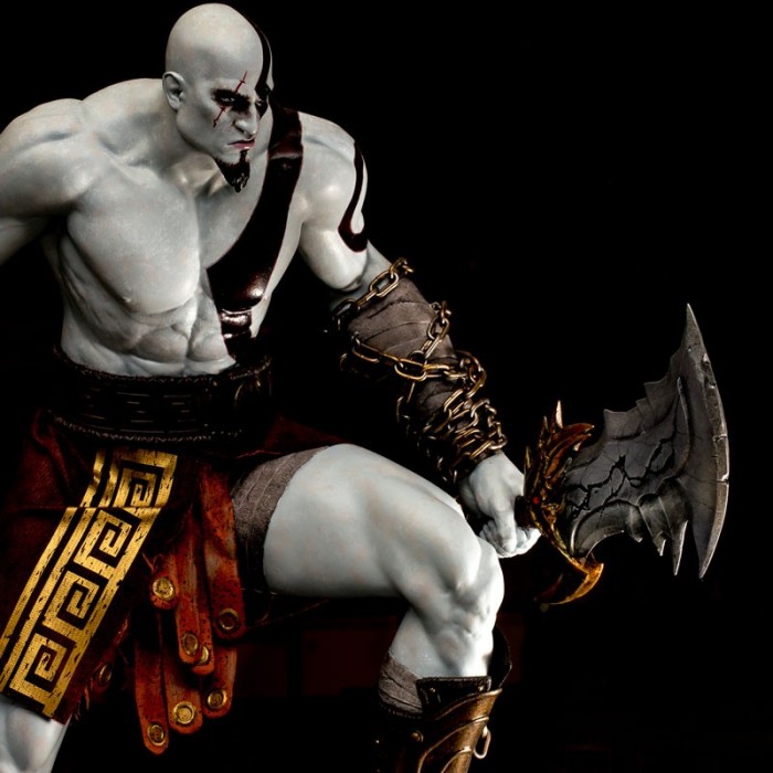 Sony celebra os 10 anos de God of War com uma estatueta épica do Kratos