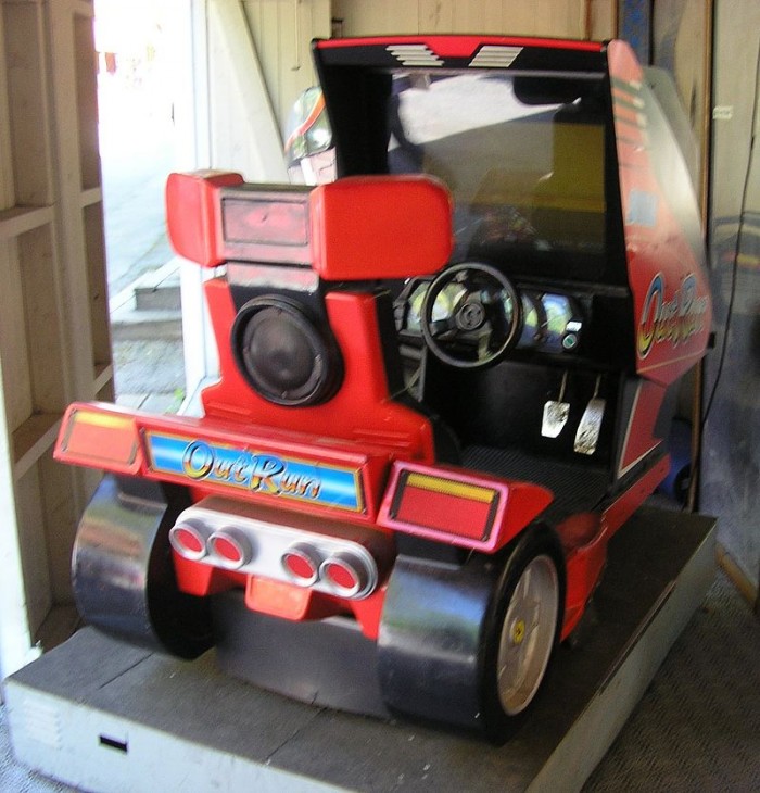800px-Outrun-sit-down-cabinet