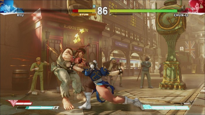 Street-Fighter-V-Capcom-Ryu-Chun-Li-Game-Squad-Oficial[1]