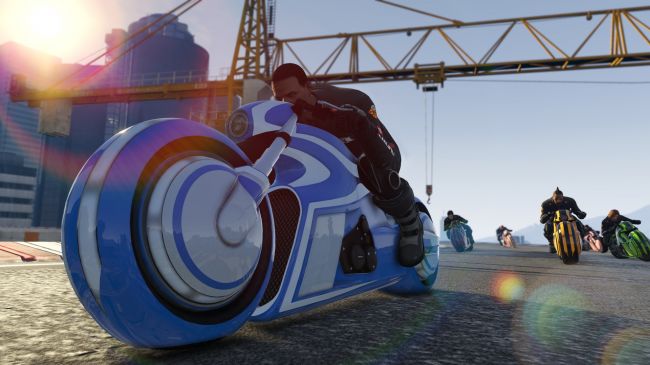 GTA Online surpreende novamente trazendo motos a lá Tron