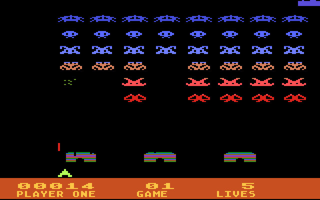 Space Invaders é um dos games que acompanham o console.