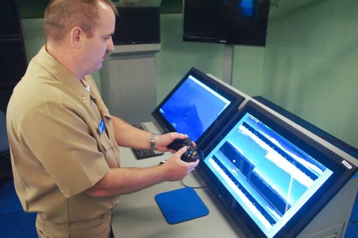 A Marinha dos EUA implementou controles de Xbox 360 para controlar câmeras de seus submarinos