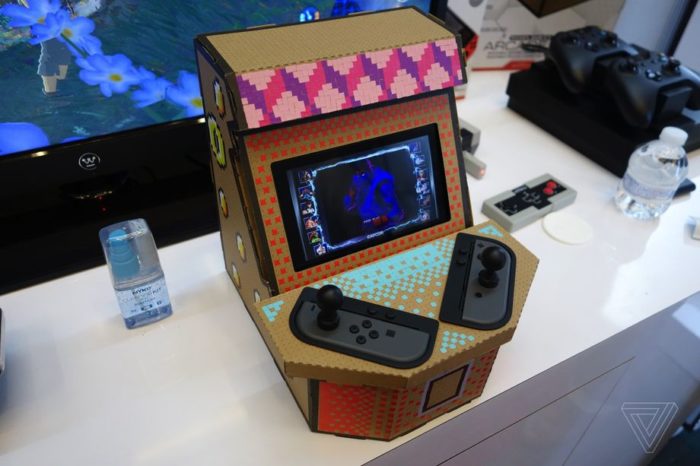 Este gabinete de papelão de 20 dólares transforma o Switch em um legítimo mini-arcade