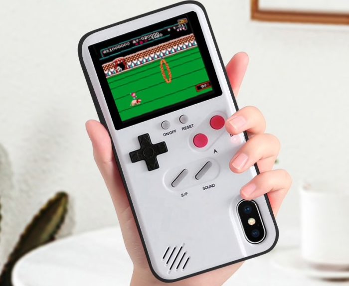Esta capa de celular é um Game Boy com emulador de NES embutido!