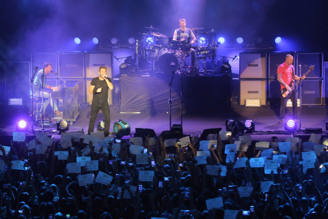 Nickelback traz show "leve" e cheio de baladas para o Brasil