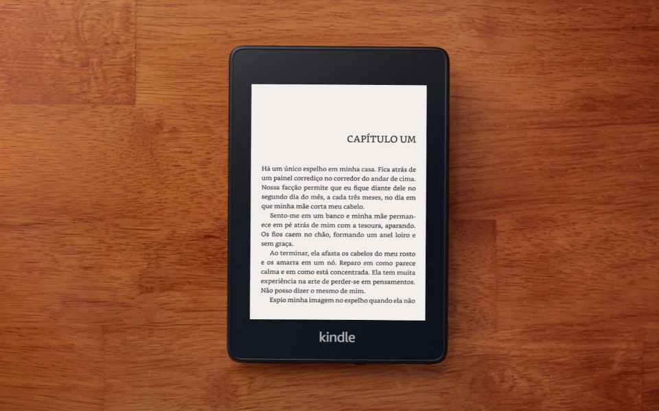 Testamos o novo Kindle Paperwhite, o básico com recursos de top de linha