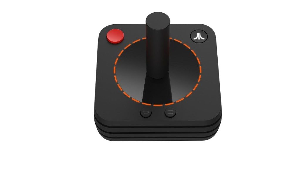 Atari VCS apresenta seu "cofre" de jogos clássicos e seu controle old school