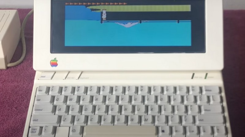 Easter egg de Karateka para Apple II invertia o jogo com o disquete colocado de cabeça para baixo