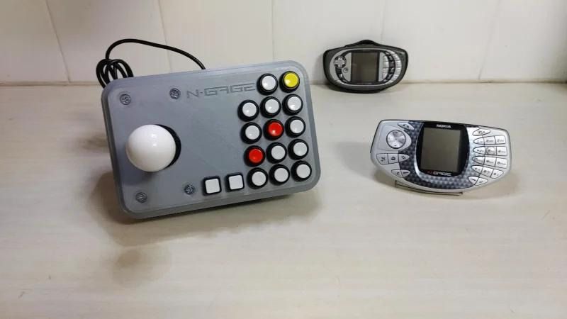 N-Gage ganha um controle artesanal com todos os botões do antigo celular