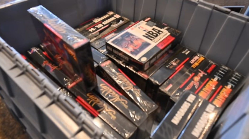 Centenas de games lacrados da década de 90 foram encontrados em um depósito nos EUA