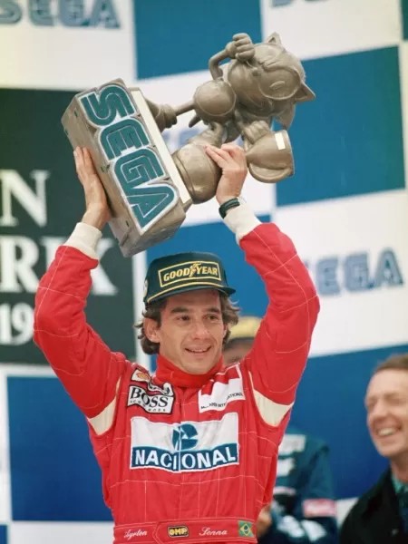 A McLaren disse não para a SEGA, por isso Senna não correu com o Sonic em seu carro em 1993