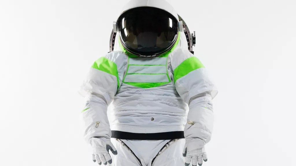 Em 2008, Buzz Lightyear finalmente foi para "o infinito e além" em uma missão da NASA