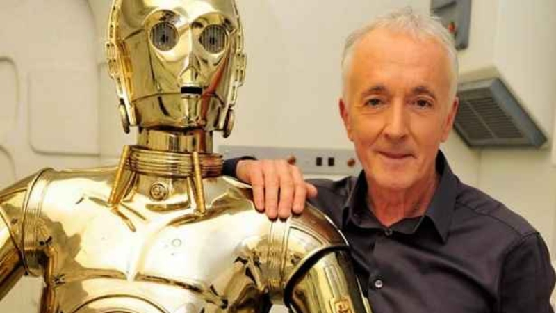 Capacete do C-3PO vai para leilão em Londres, com valor estimado em R$ 6,3 milhões
