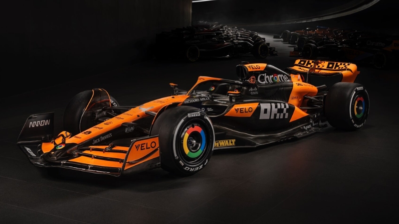 McLaren apresenta a pintura de seu carro para a temporada 2024 da Fórmula 1