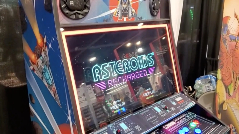 Veja o novo gabinete de arcade de Asteroids, da linha Atari Recharged