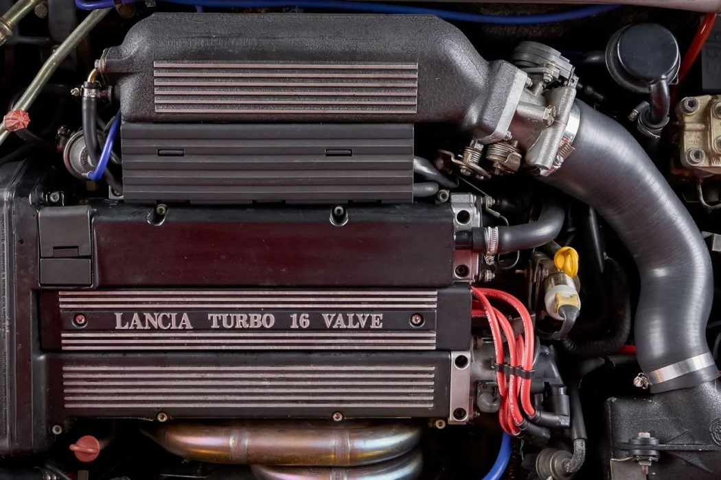 Um icônico Lancia Delta Integrale Evo 1 de 1992 está à venda em um leilão