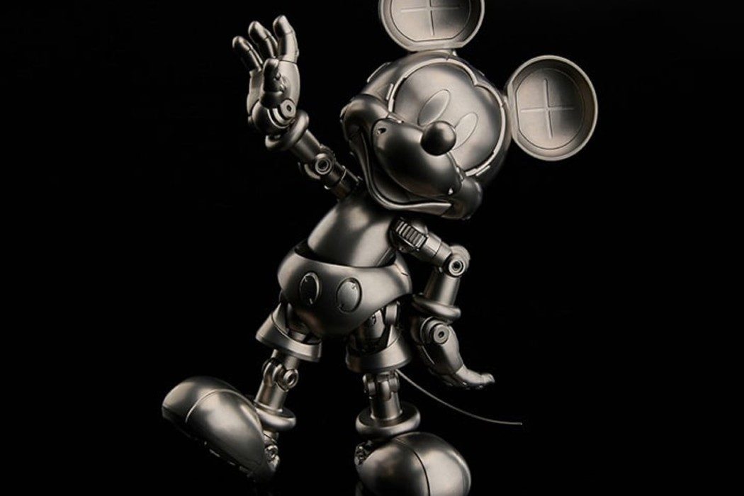 Este action figure do Mickey feito em titânio custa R$ 10 mil