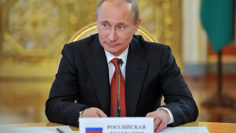 Vladimir Putin quer que a Rússia tenha o seu próprio console em 10 anos